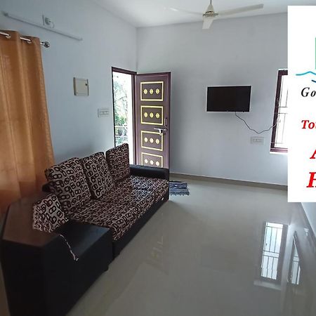 Space Villa Homestay Irimbranallur Ngoại thất bức ảnh