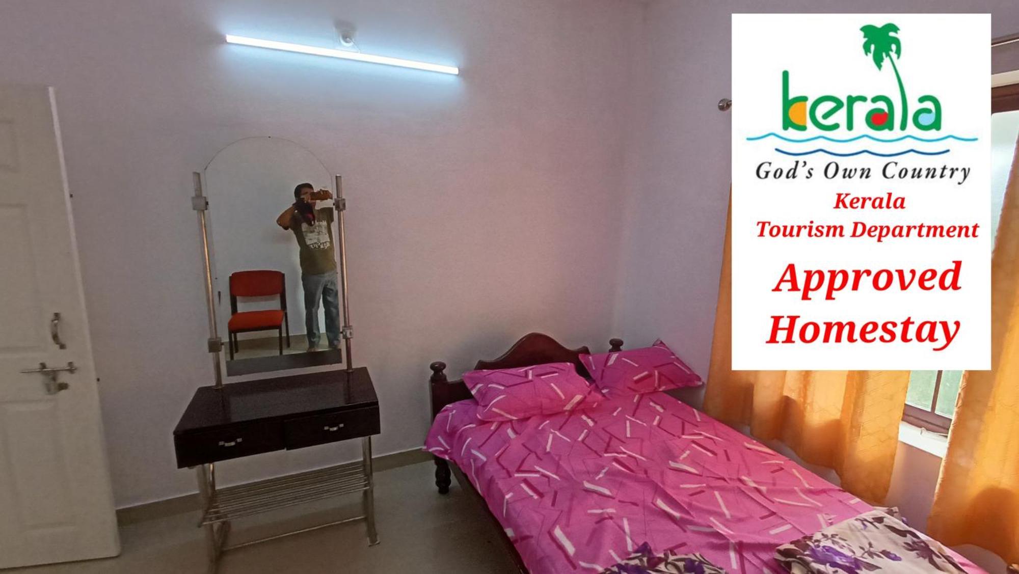 Space Villa Homestay Irimbranallur Ngoại thất bức ảnh